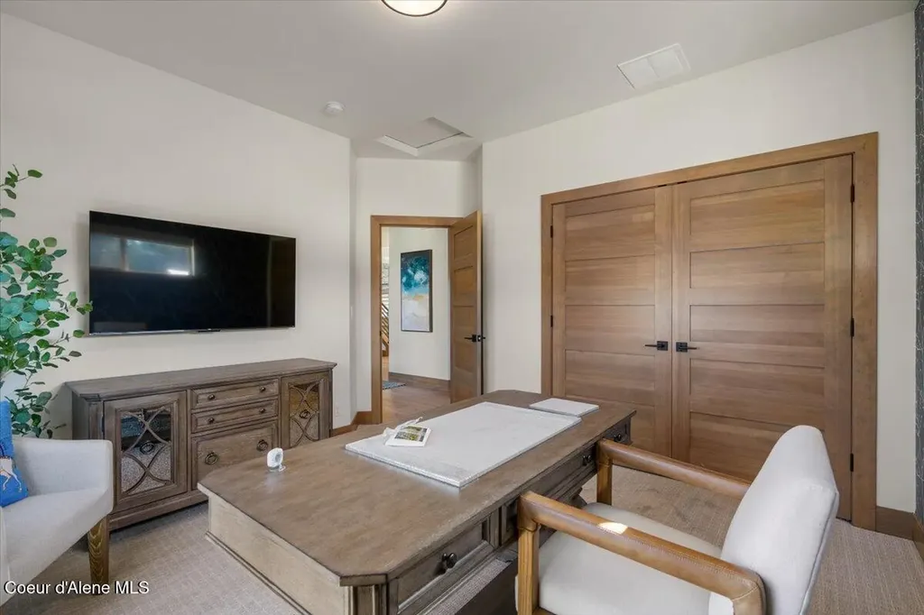 1038 E Gravelstone Court Hayden ID 83835