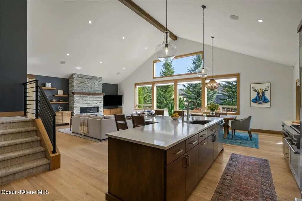 1038 E Gravelstone Court Hayden ID 83835