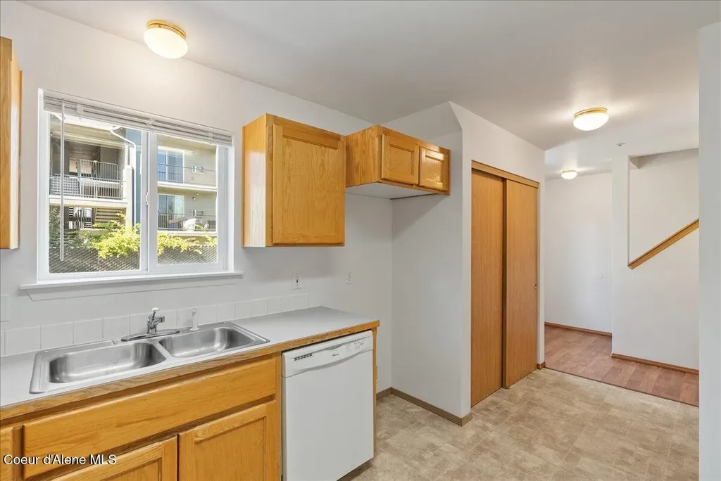 3414 E 12th Avenue Post Falls ID 83854