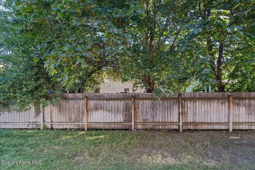 3414 E 12th Avenue Post Falls ID 83854