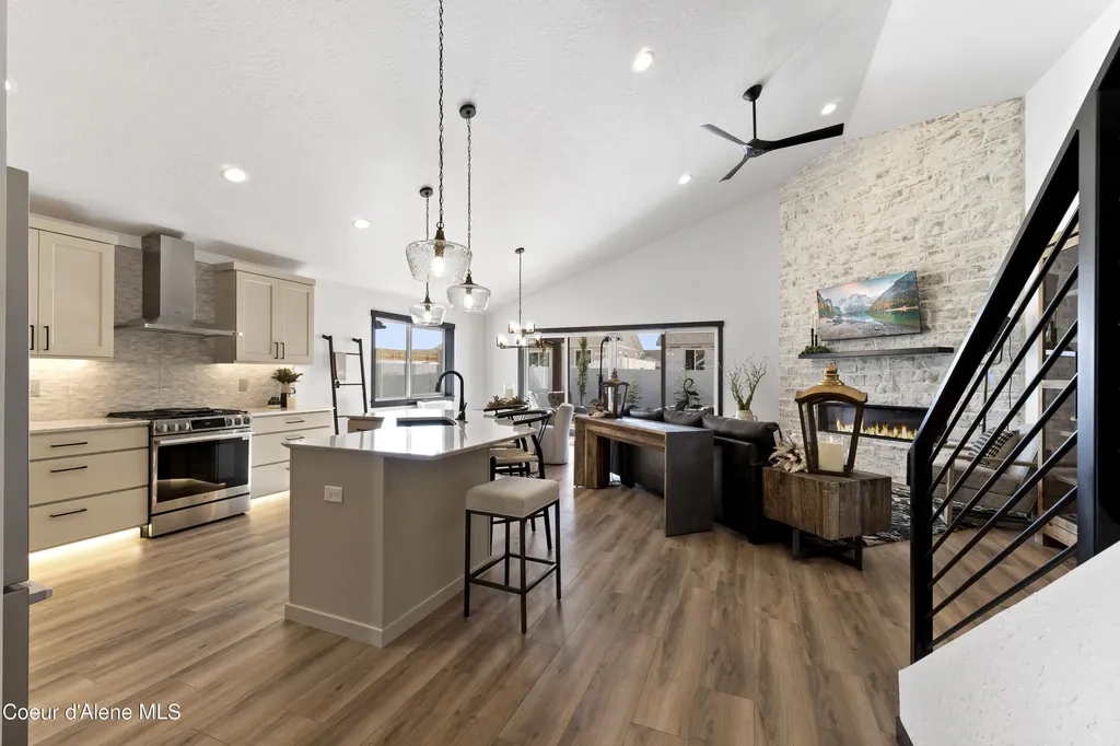 9008 W Swather Avenue Rathdrum ID 83858