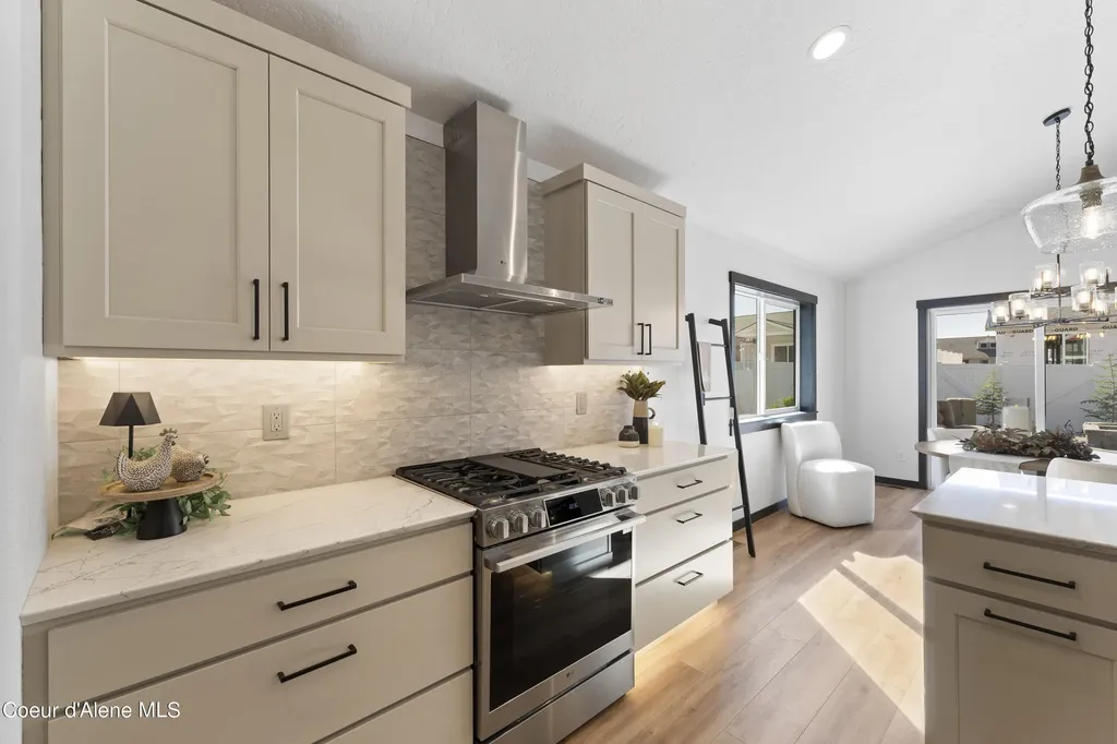 9008 W Swather Avenue Rathdrum ID 83858