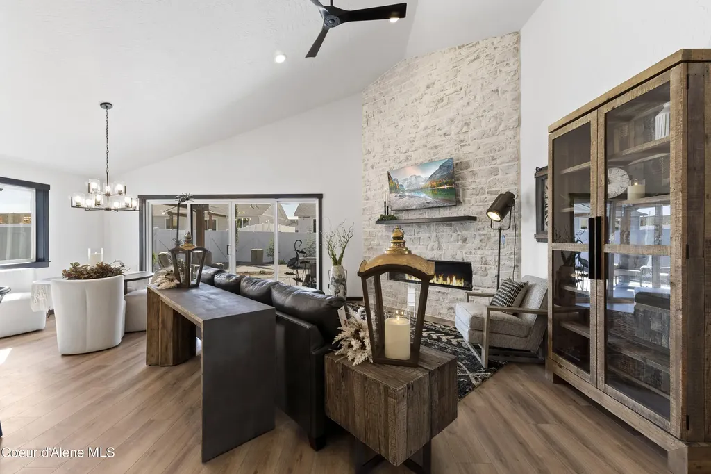 9008 W Swather Avenue Rathdrum ID 83858