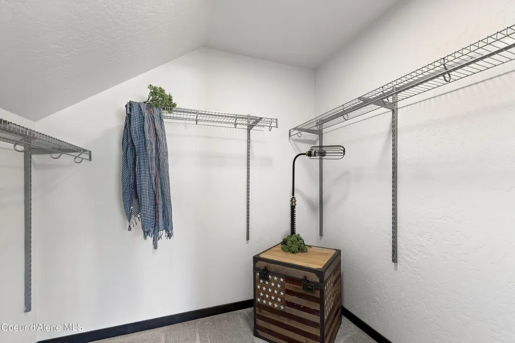 9008 W Swather Avenue Rathdrum ID 83858