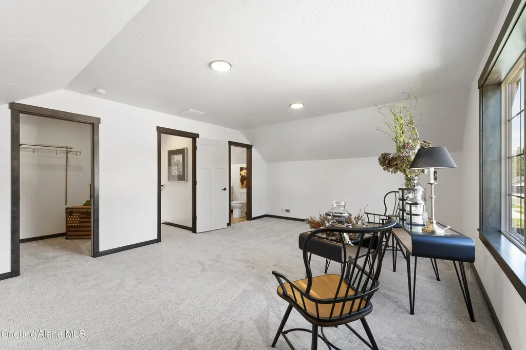 9008 W Swather Avenue Rathdrum ID 83858