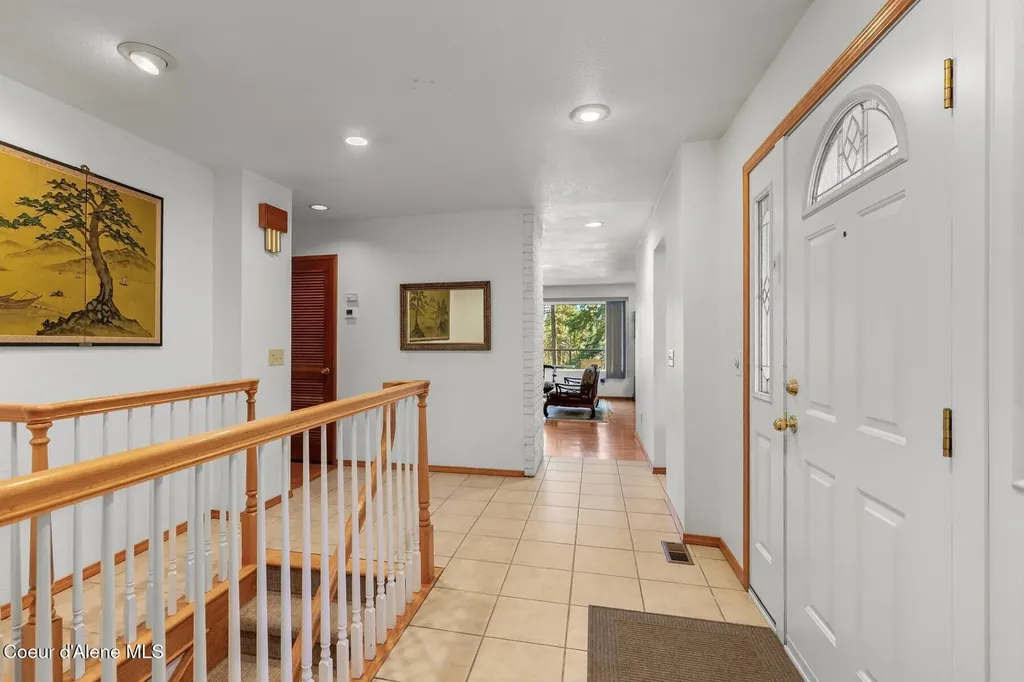 11354 N Avondale Loop Hayden ID 83835