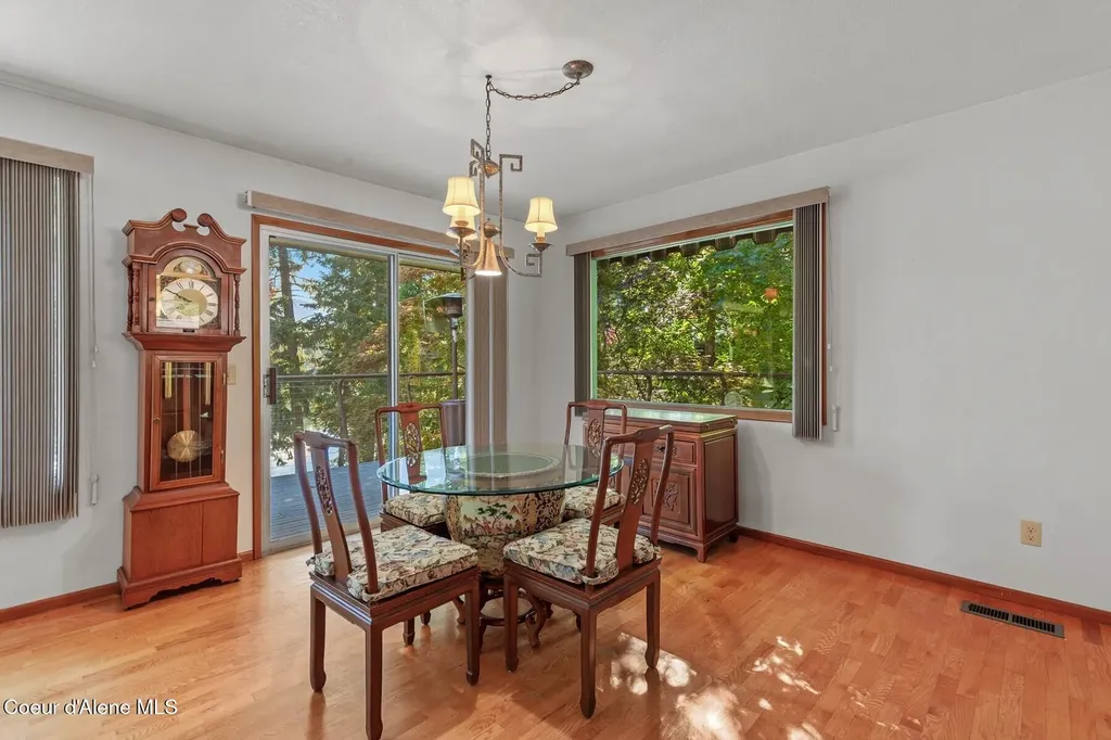 11354 N Avondale Loop Hayden ID 83835