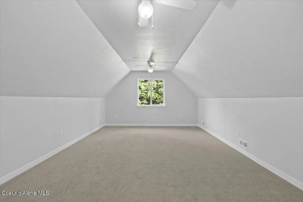 10050 E Duce Road Athol ID 83801