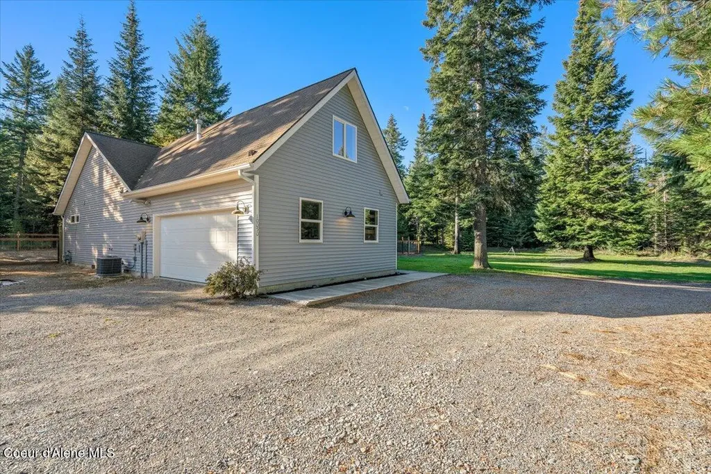 10050 E Duce Road Athol ID 83801