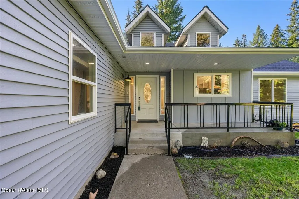 10050 E Duce Road Athol ID 83801