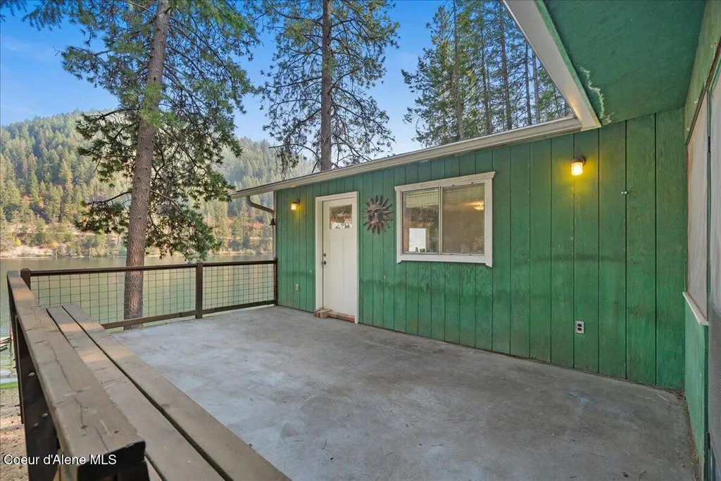 19684 E Lagrande And Lot 5a Bates Harrison ID 83833