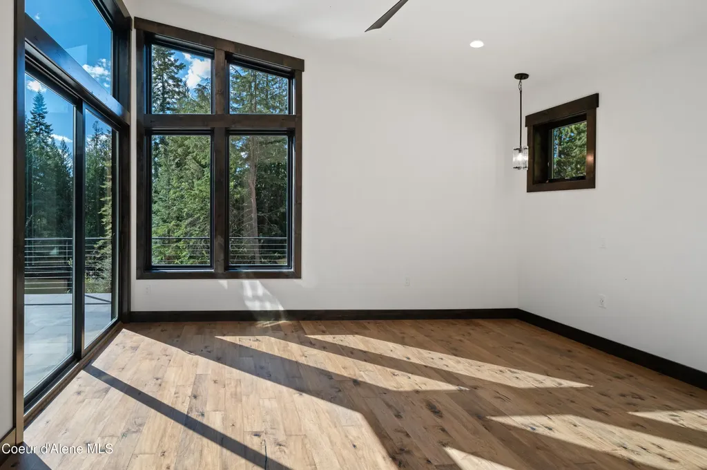7 Timber Grove Sandpoint ID 83864