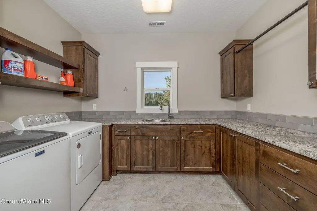 53 Hanaford Court Blanchard ID 83804