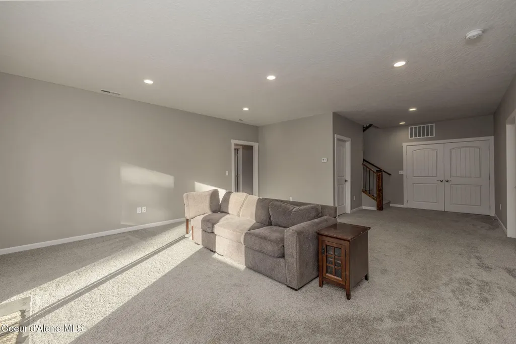 53 Hanaford Court Blanchard ID 83804