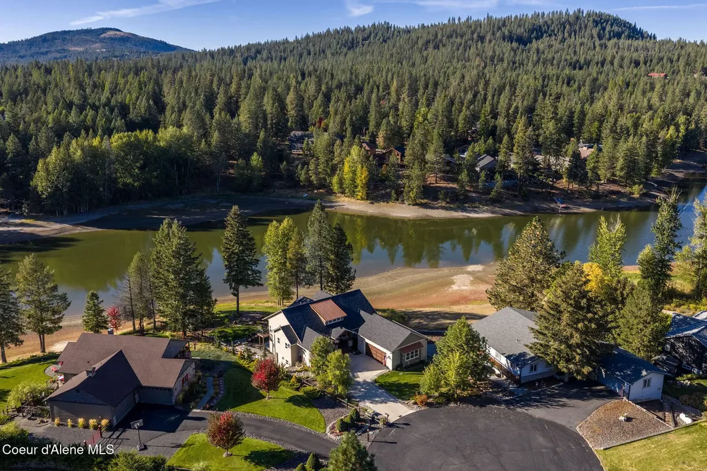 53 Hanaford Court Blanchard ID 83804