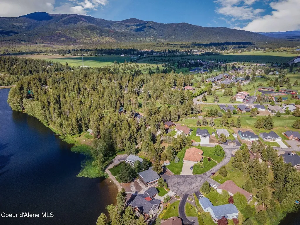 53 Hanaford Court Blanchard ID 83804