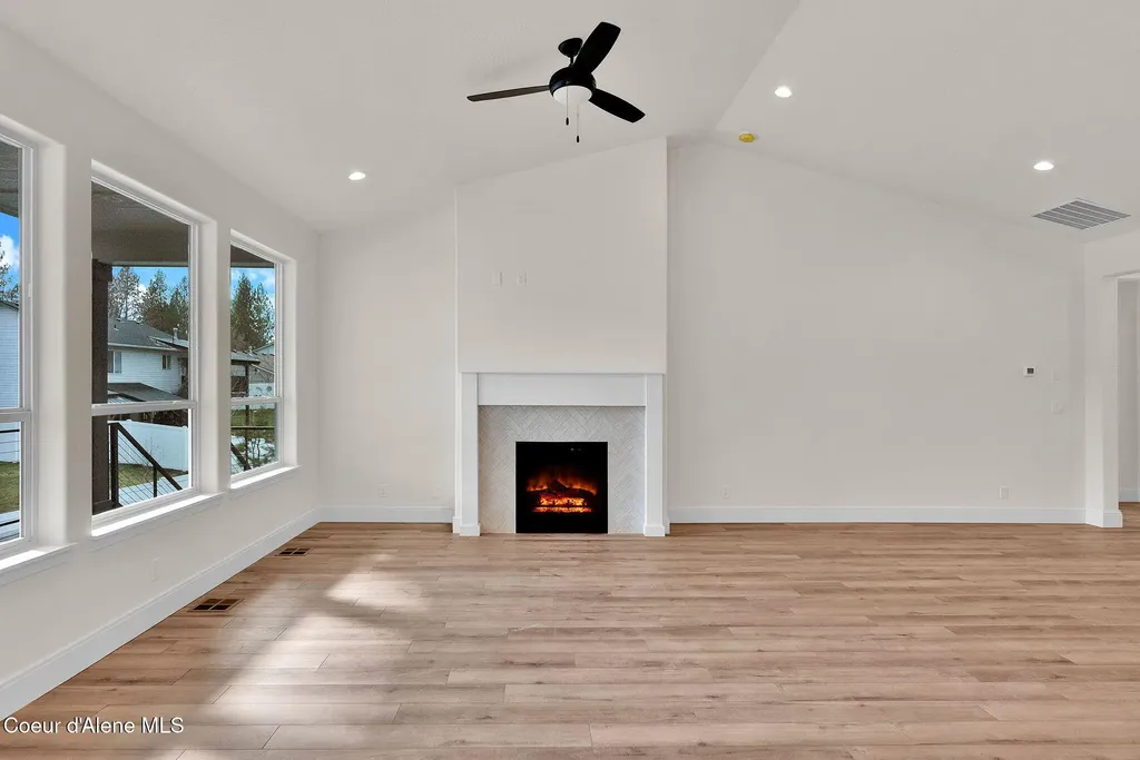 15085 N Liane Lane Rathdrum ID 83858