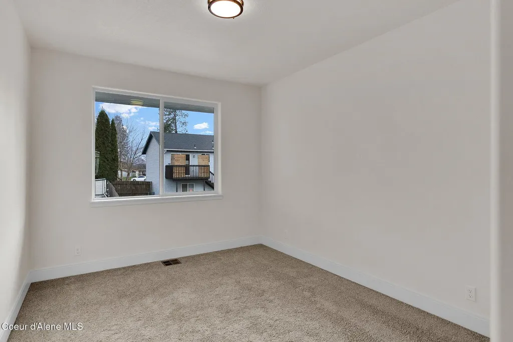 15085 N Liane Lane Rathdrum ID 83858