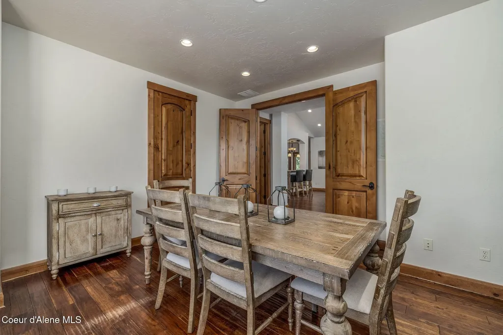 5960 N 17th Street Dalton Gardens ID 83815