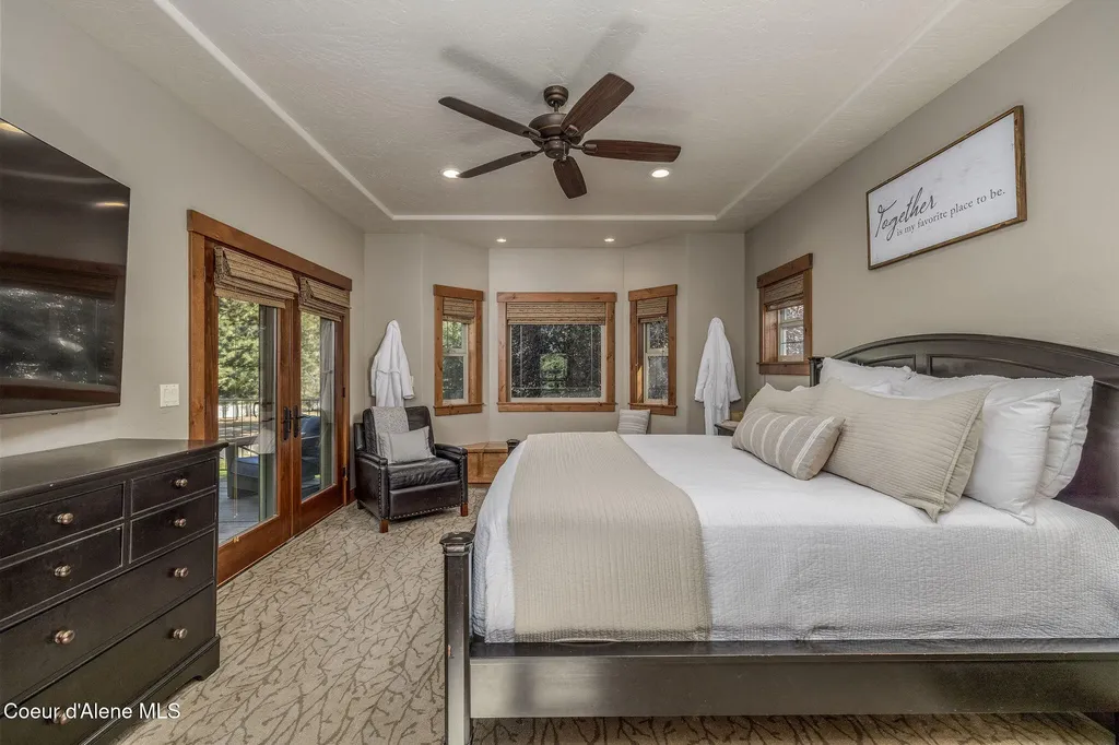 5960 N 17th Street Dalton Gardens ID 83815