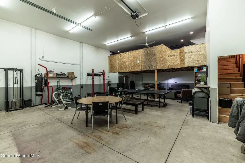 5960 N 17th Street Dalton Gardens ID 83815