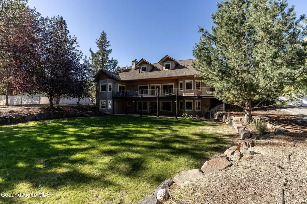 5960 N 17th Street Dalton Gardens ID 83815