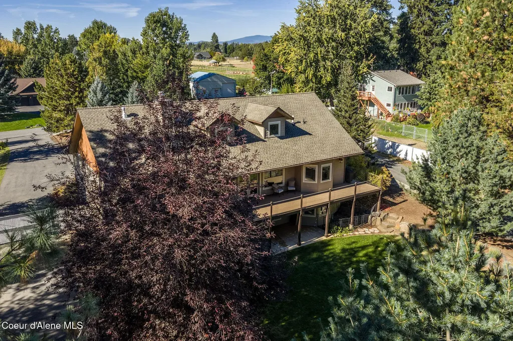 5960 N 17th Street Dalton Gardens ID 83815
