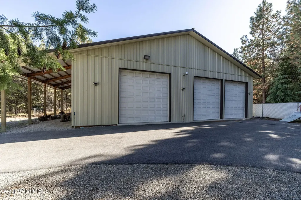 5960 N 17th Street Dalton Gardens ID 83815
