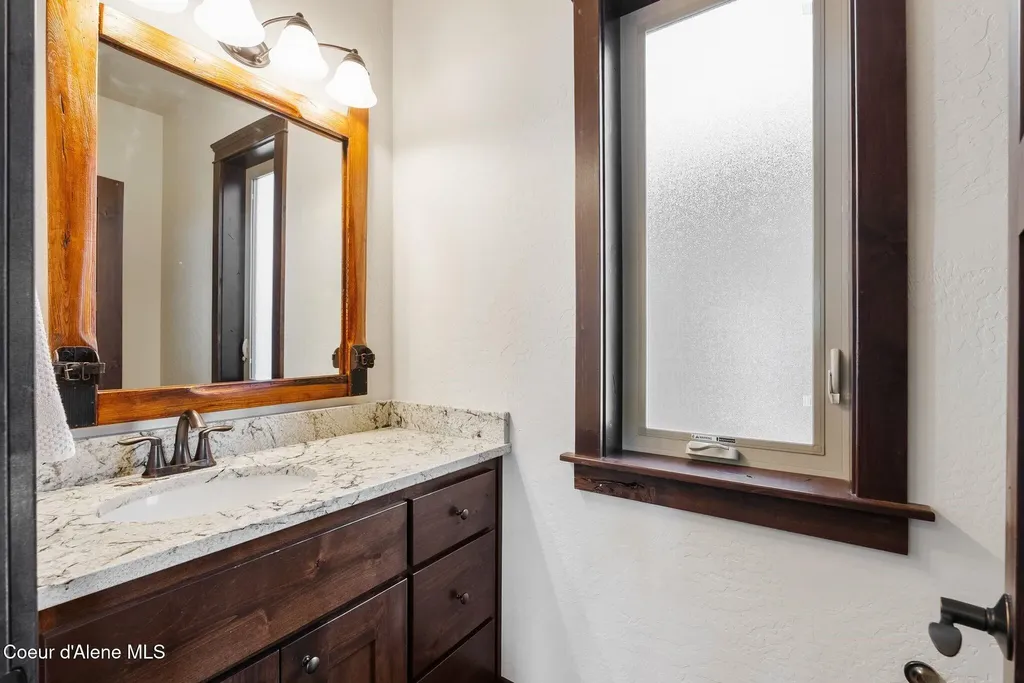 157 Chutes Lane Sandpoint ID 83864