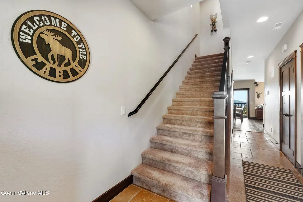 157 Chutes Lane Sandpoint ID 83864