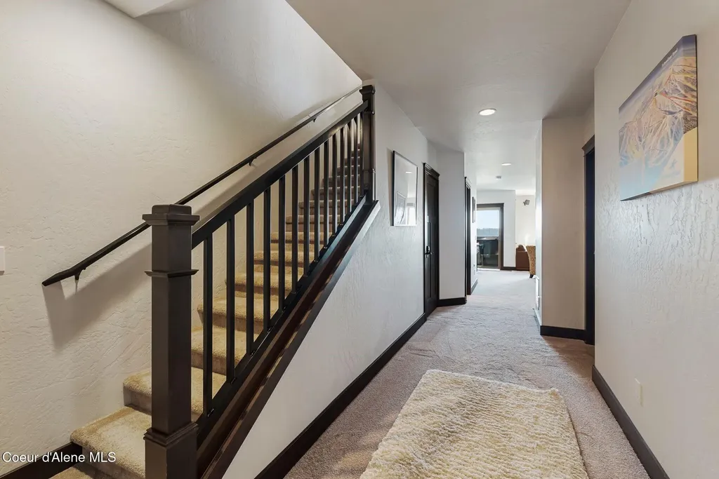 157 Chutes Lane Sandpoint ID 83864