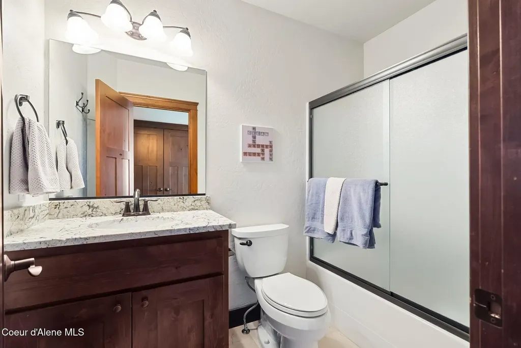 157 Chutes Lane Sandpoint ID 83864