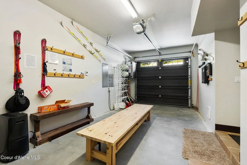 157 Chutes Lane Sandpoint ID 83864