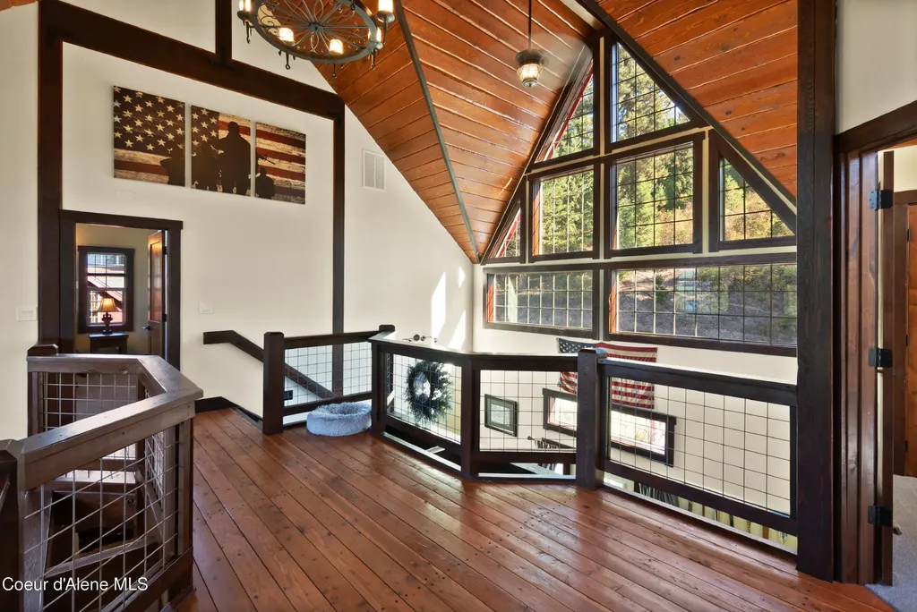 1515 E Red Barn Road Harrison ID 83833