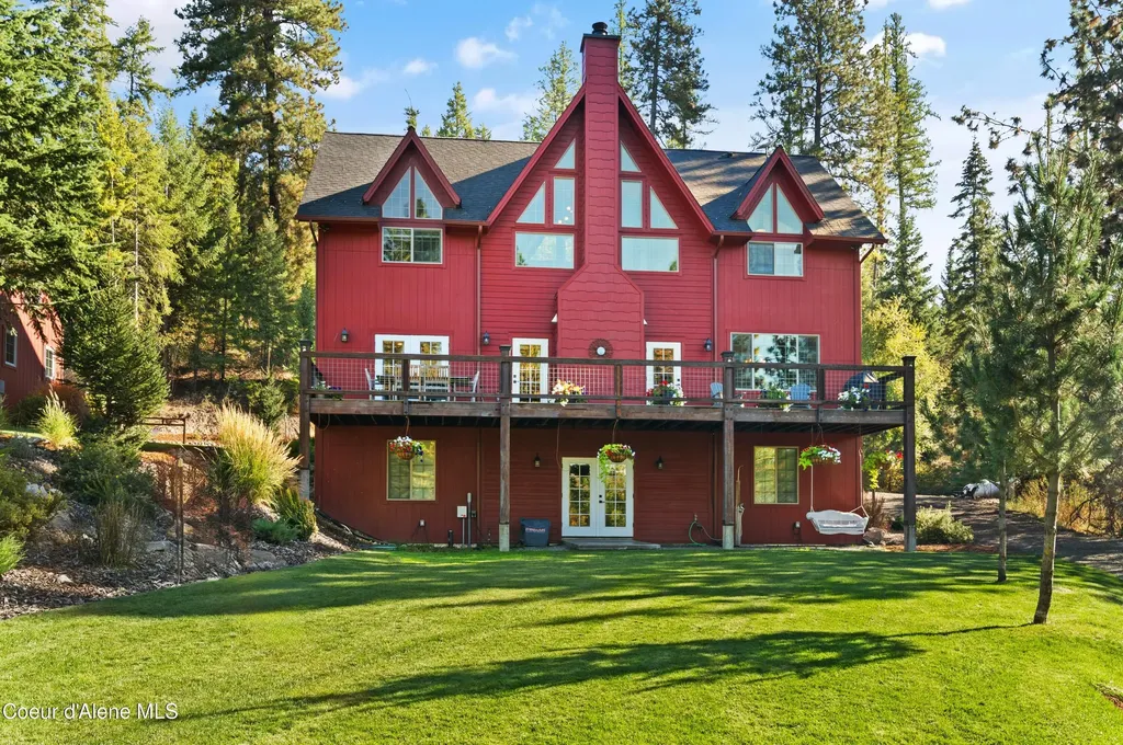 1515 E Red Barn Road Harrison ID 83833