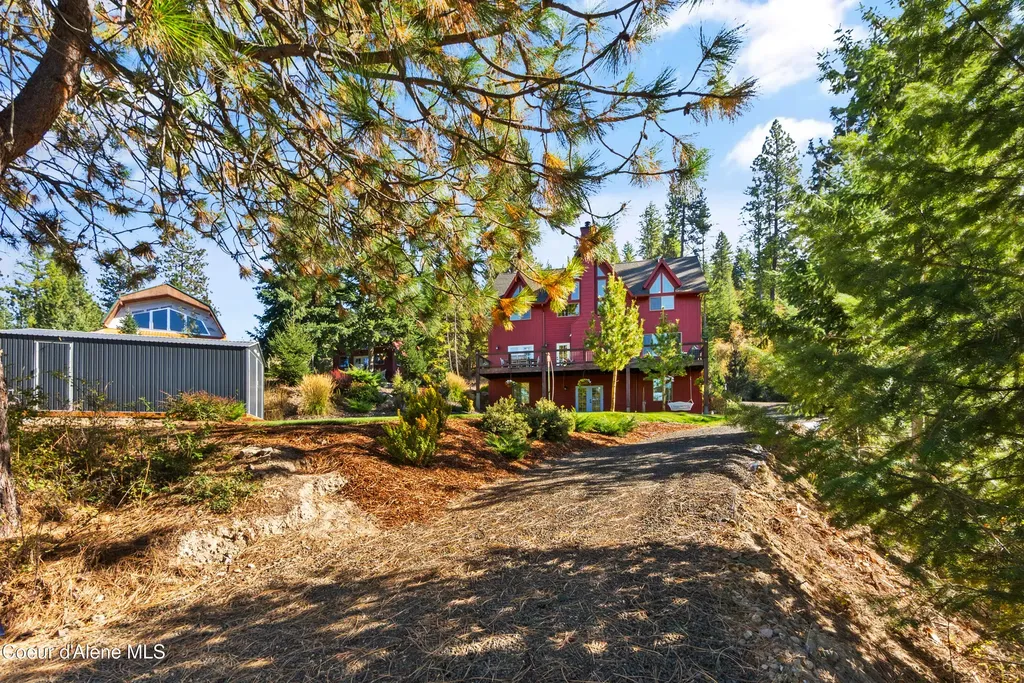1515 E Red Barn Road Harrison ID 83833