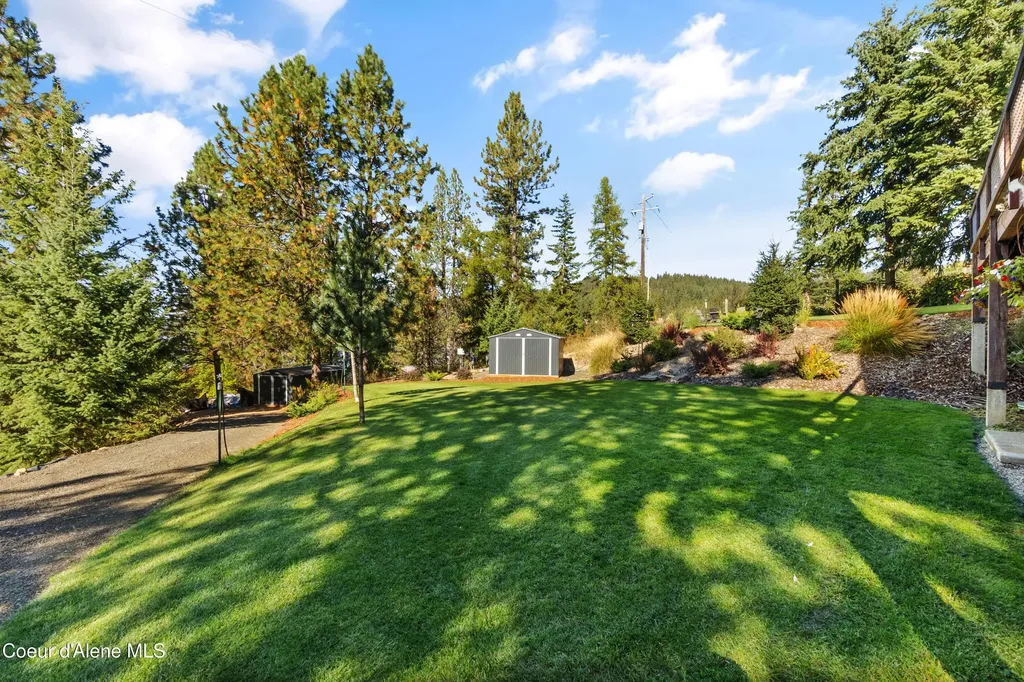 1515 E Red Barn Road Harrison ID 83833