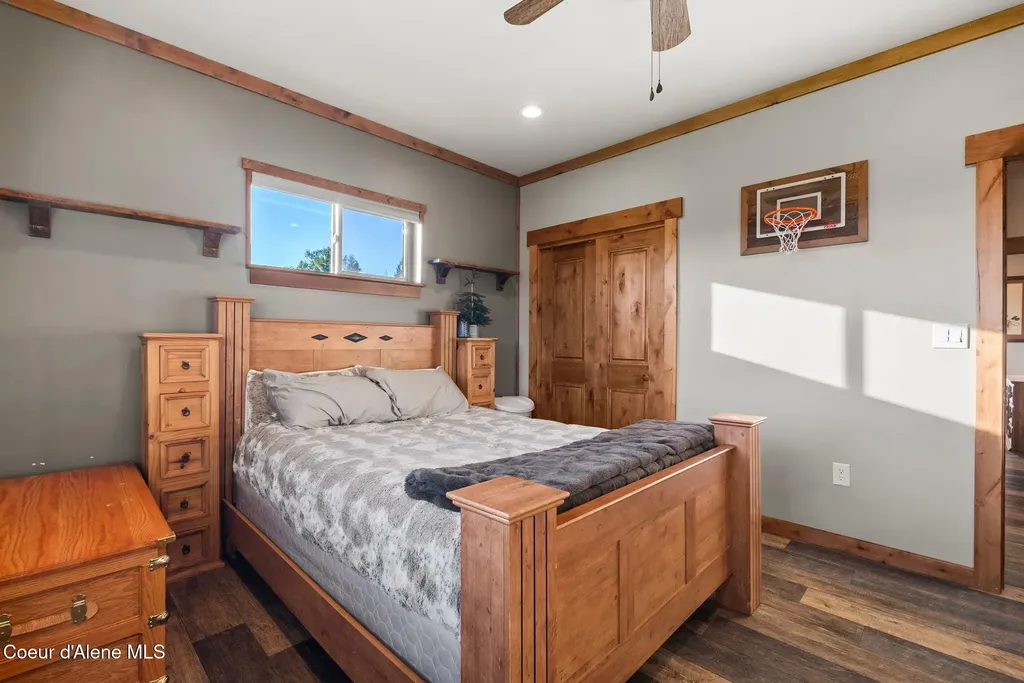 251 Louie Knotts Lane Oldtown ID 83822