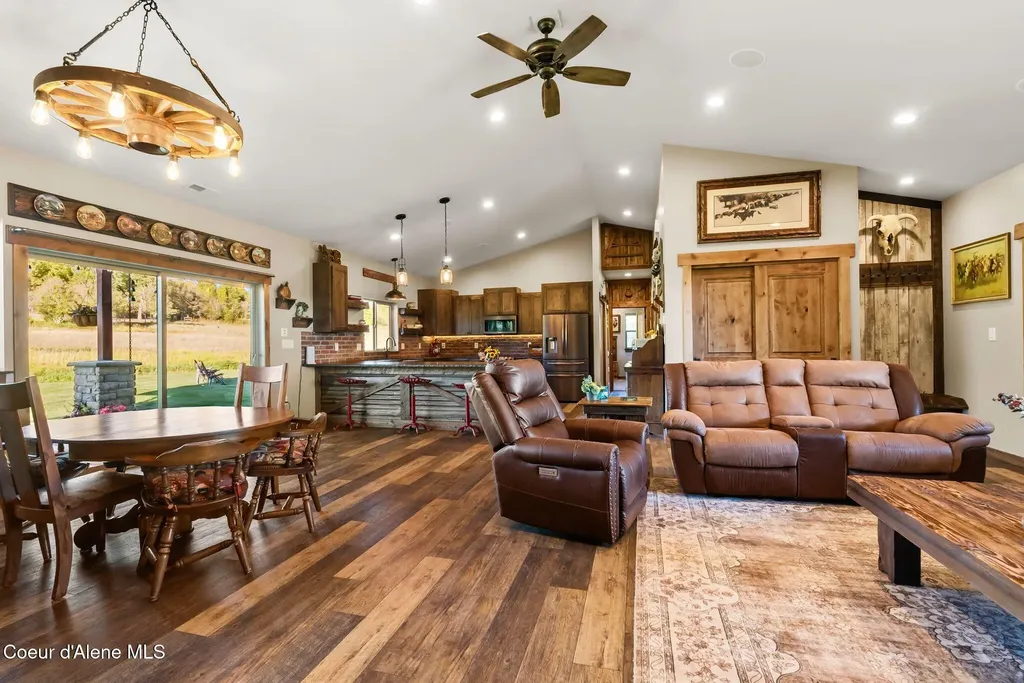 251 Louie Knotts Lane Oldtown ID 83822