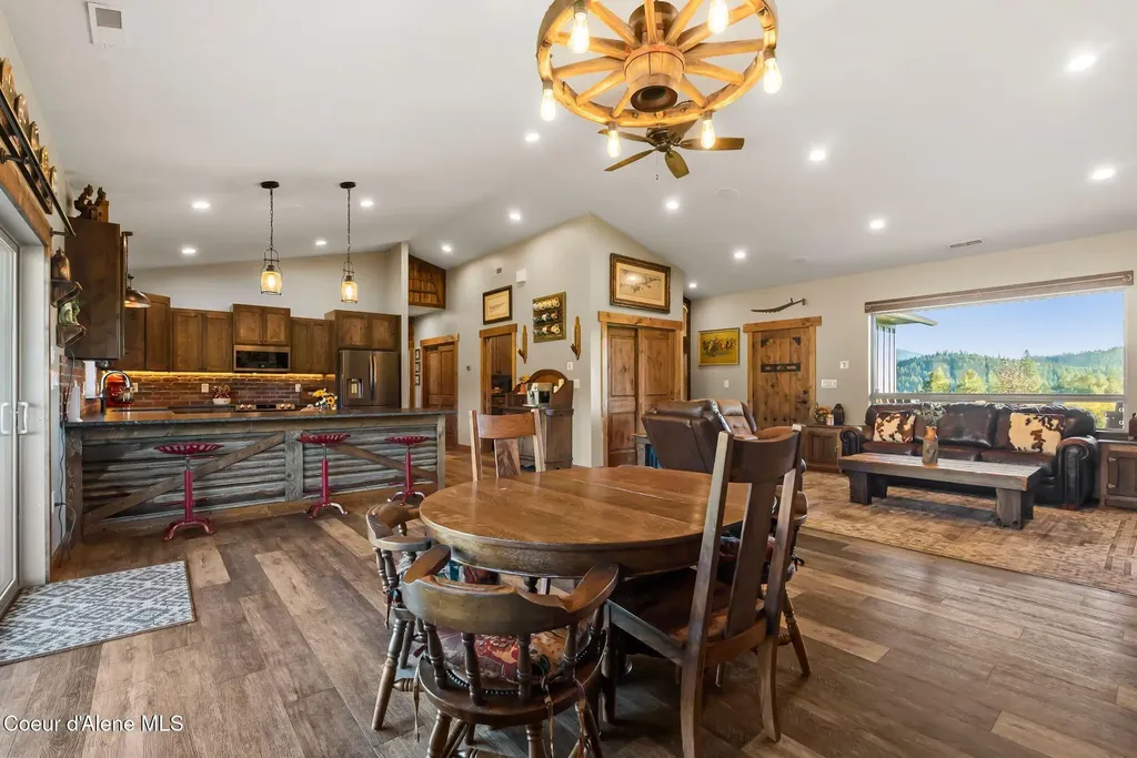 251 Louie Knotts Lane Oldtown ID 83822