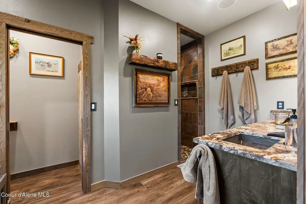 251 Louie Knotts Lane Oldtown ID 83822