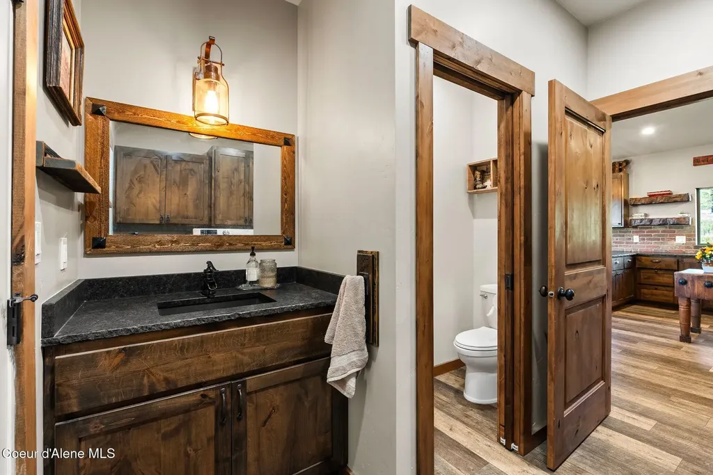 251 Louie Knotts Lane Oldtown ID 83822