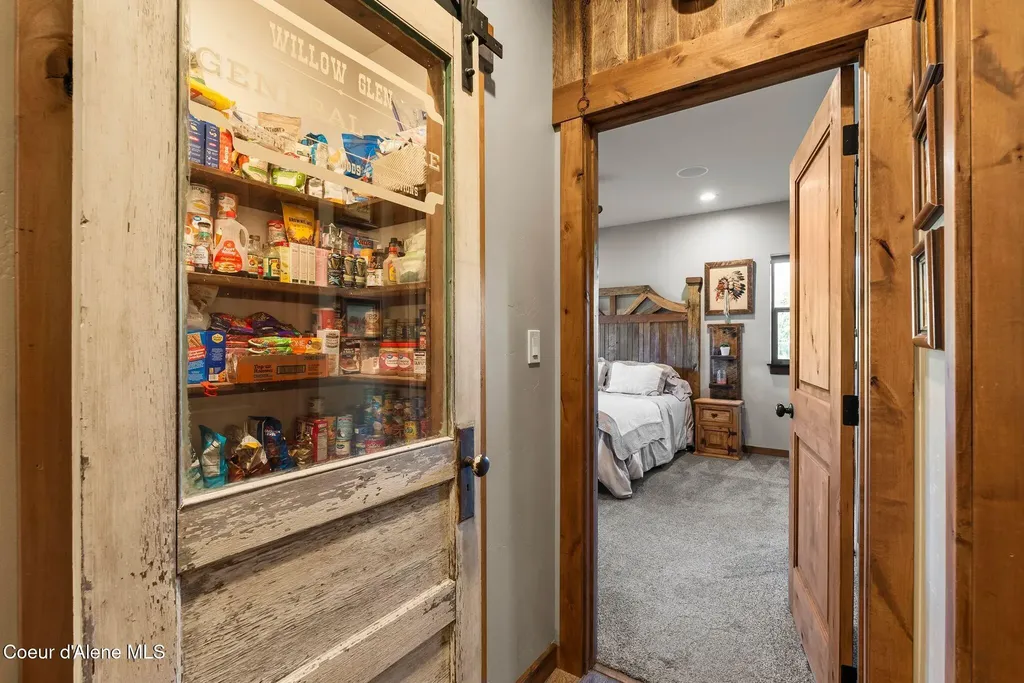 251 Louie Knotts Lane Oldtown ID 83822