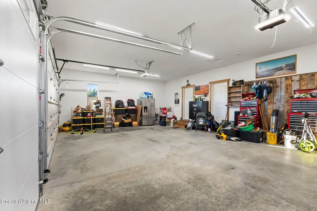 251 Louie Knotts Lane Oldtown ID 83822