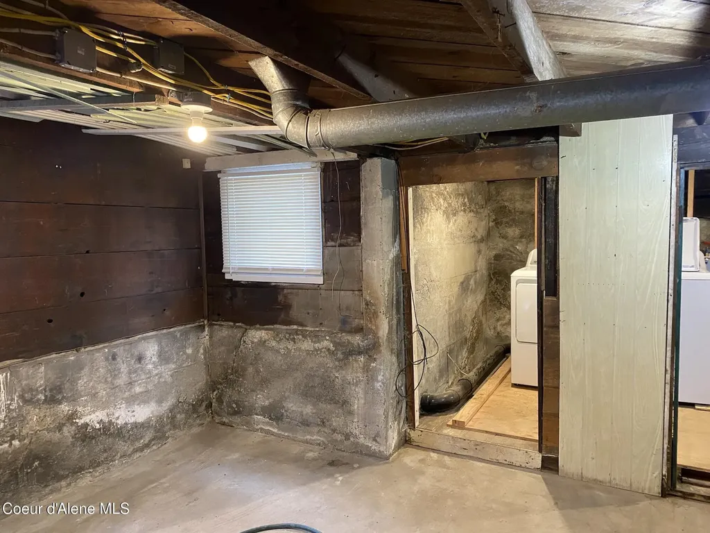 603 W Park Avenue Kellogg ID 83837