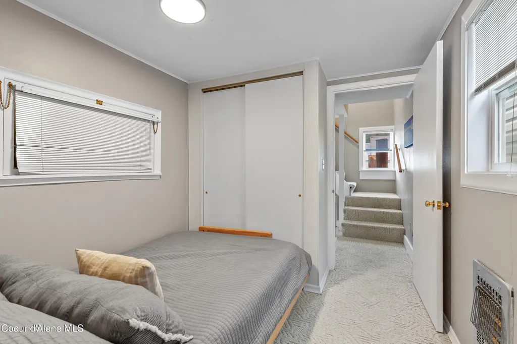 16862 E Boileaus G Dock Bayview ID 83803