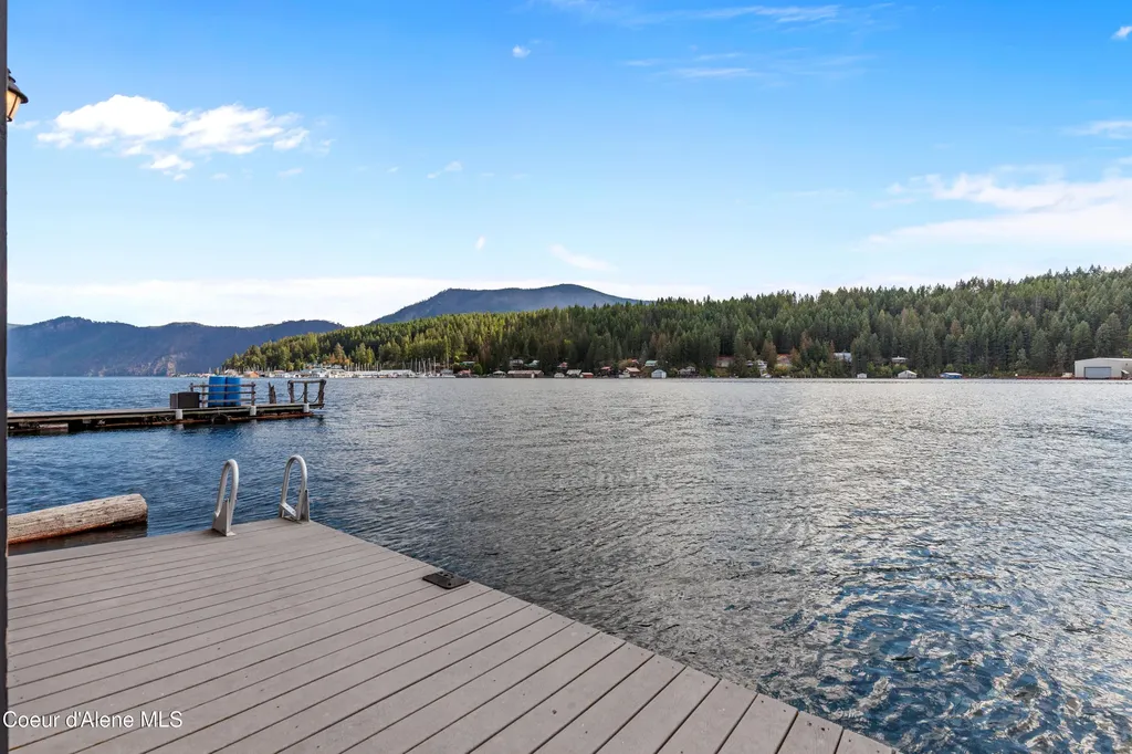 16862 E Boileaus G Dock Bayview ID 83803