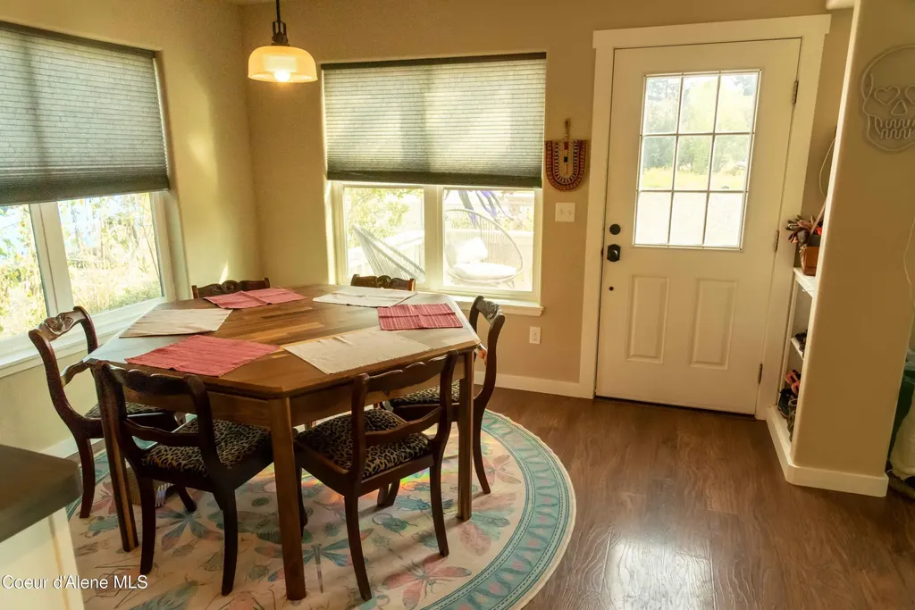 1523 Nicholas Way Sandpoint ID 83864