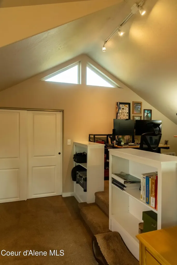 1523 Nicholas Way Sandpoint ID 83864