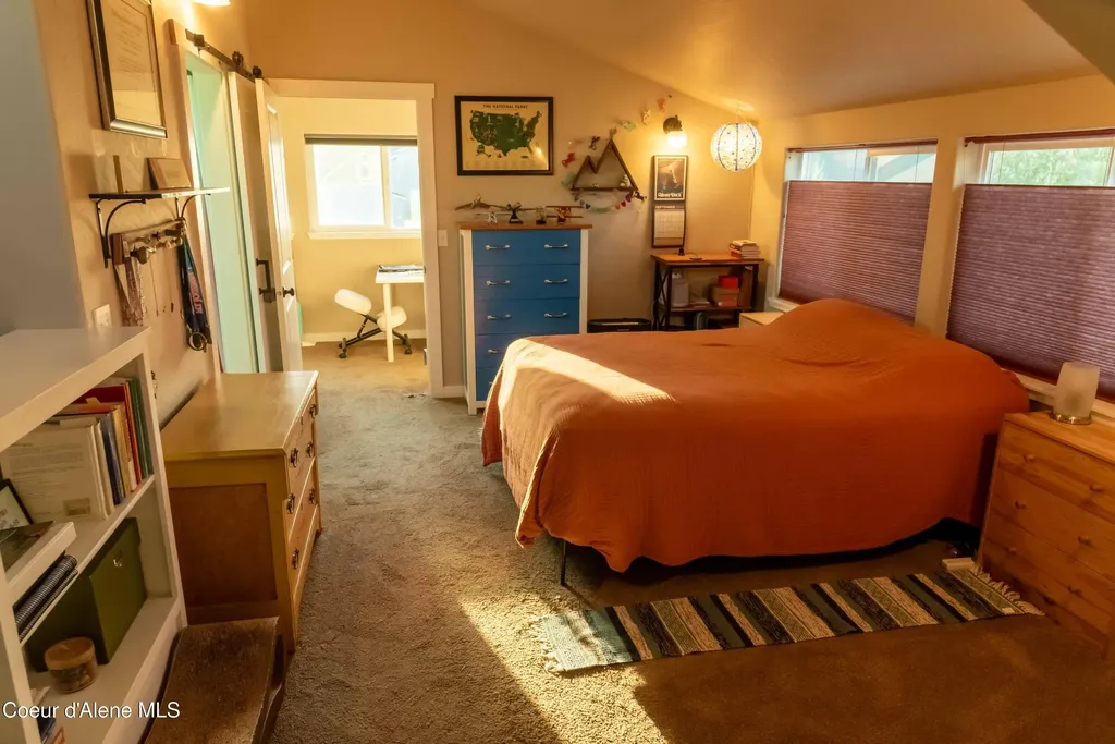 1523 Nicholas Way Sandpoint ID 83864